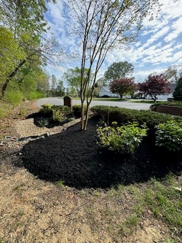 Gallery photos for Transformative Waterfront Landscaping in Huntingtown: Image #3