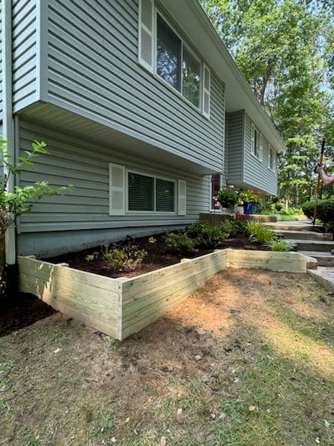 Elegant Landscape Revamp in Huntingtown image